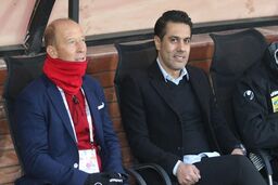 اصرار کالدرون به جذب بازیکن ایرانی، باشگاه پرسپولیس به دنبال بازیکن خارجی!

