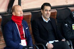 اصرار کالدرون به جذب بازیکن ایرانی، باشگاه پرسپولیس به دنبال بازیکن خارجی!

