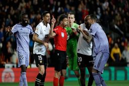 روزنامه بارسلونا هم پشت رئال درآمد + عکس