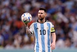 عکس|مسی و خانواده و کیک تولد باورنکردنی لیونل