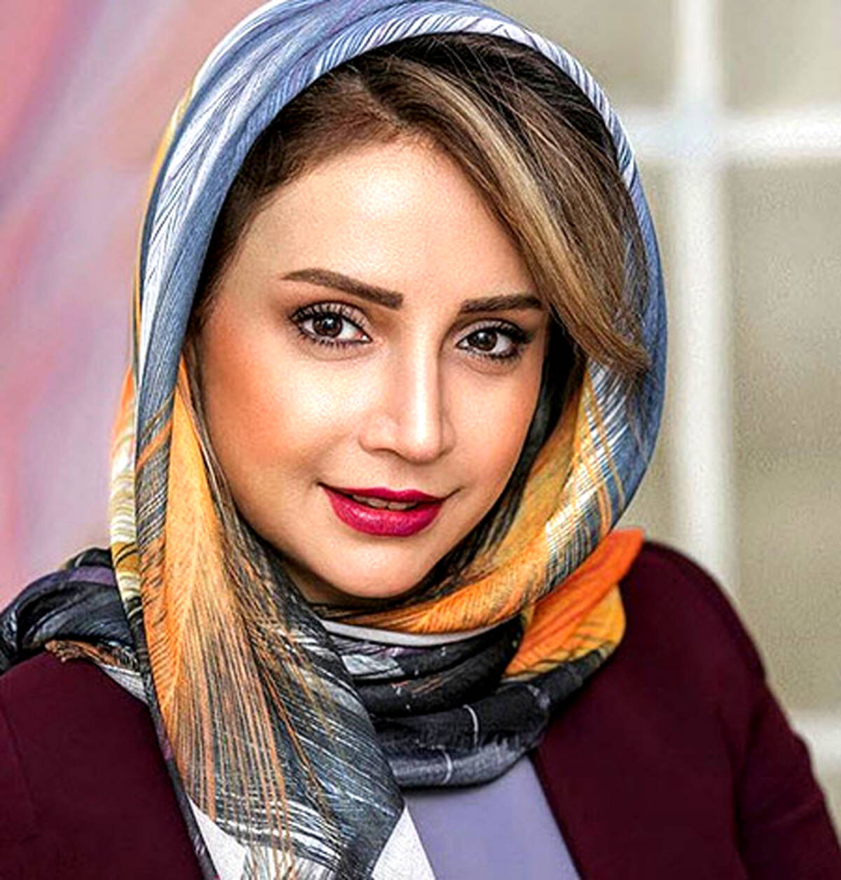 شبنم قلی خانی با شلوار ناجور در استخر + عکس