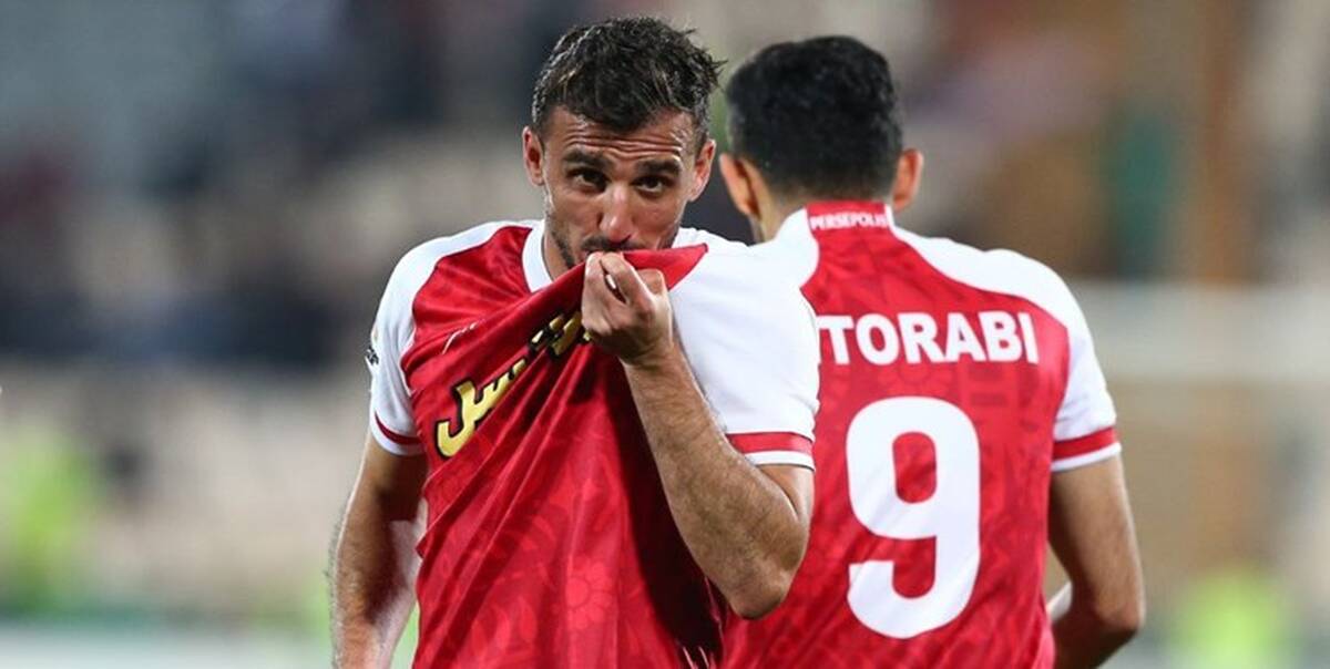 صادقی بهترین بازیکن دیدار پرسپولیس و استقلال 