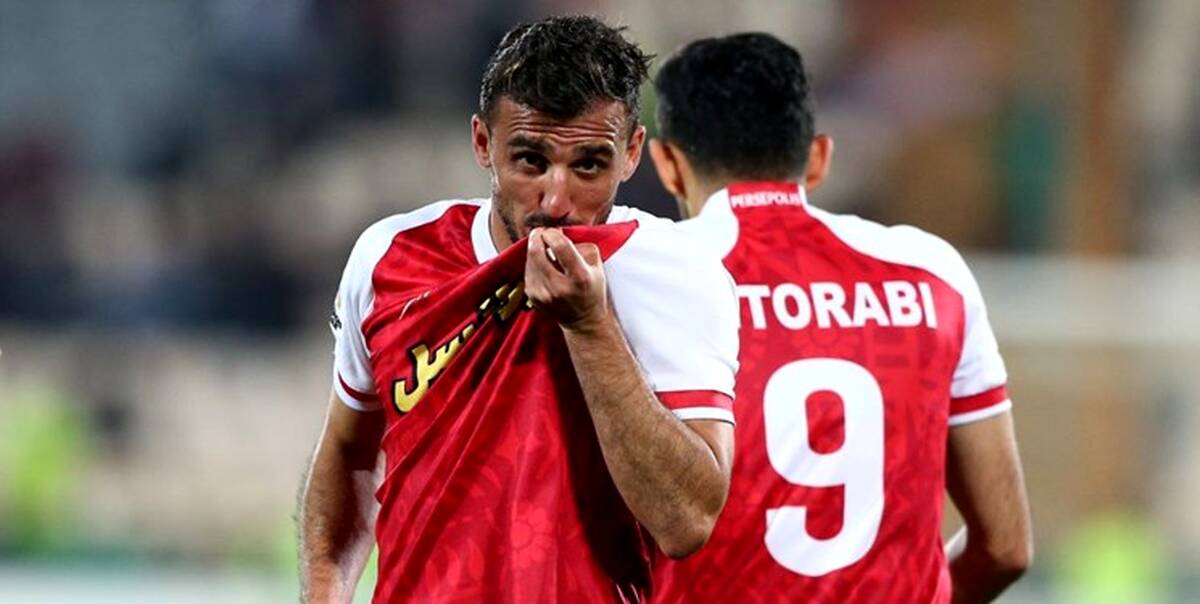 صادقی بهترین بازیکن دیدار پرسپولیس و استقلال 