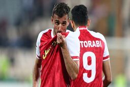صادقی بهترین بازیکن دیدار پرسپولیس و استقلال 