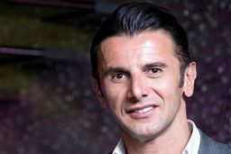 تیپ زنانه امین حیایی همه را حیرت زده کرد! | جدیدترین عکس های امین حیایی