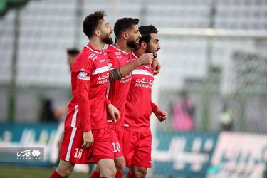  صعود پرسپولیس با غلبه بر ذوب آهن
