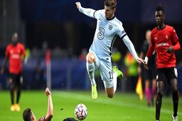 چلسی و سویا به مرحله بعد صعود کردند