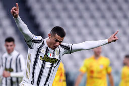 رکورد مسی در چنگ رونالدو !

