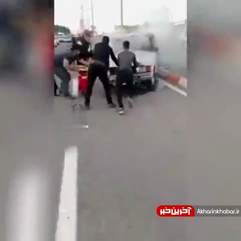 ویدئو|پیکان آتش گرفته بدون راننده استارت زد و راه افتاد