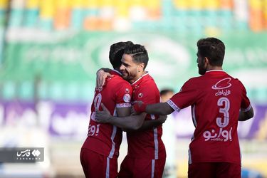  صعود پرسپولیس با غلبه بر ذوب آهن
