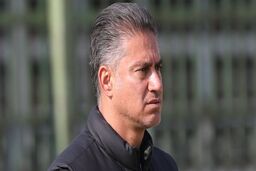 حمید مطهری بعد از باخت مقابل مس کرمان از نساجی استعفا داد