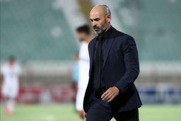 پرواز خارجی های تراکتور به سمت کشورشان