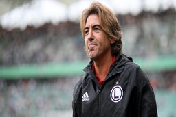 سرمربی استقلال در راه تهران|ساپینتو آبی‌ها را تهاجمی می کند!