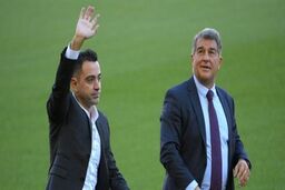 داد و فریاد لاپورتا از دست ژاوی