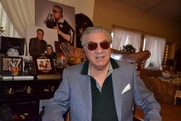 اطلاعیه خانواده اکبر گلپایگانی | دلگیری و ناراحتی همسر گلپا