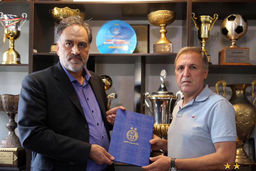 سردرگمی استقلال برای سرپرستی/ زرینچه معادلات را بر هم زد