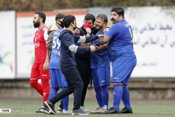 تصاویر دیدار تیم هنرمندان سرخابی در یادبود میناوند و انصاریان