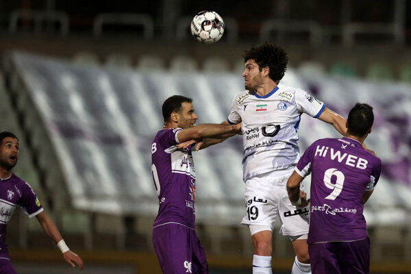 استقلال جز تک گل همیشگی و دفاع،حرفی برای گفتن نداشت