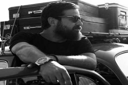 گریم متفاوت نوید محمدزاده در کنار هومن سیدی + عکس دیده نشده 

