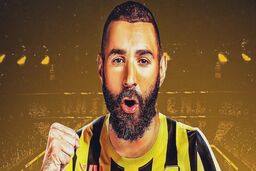 فیلم|شام قرارداد بنزما با مدیران الاتحاد