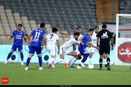 پنالتی استقلال – پیکان سوخت؟! 