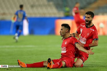 دربی 95،شکست استقلال مقابل پرسپولیس