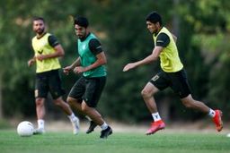 تلاش زیاد بازیکن استقلال برای دیده شدن توسط ساپینتو