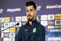 عزت‌اللهی:ما تیمی حرفه‌ای هستیم؛نمی خواهیم حسرت بخوریم