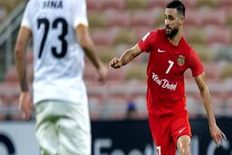 شباب‌الاهلی با نوراللهی به صدر رسید