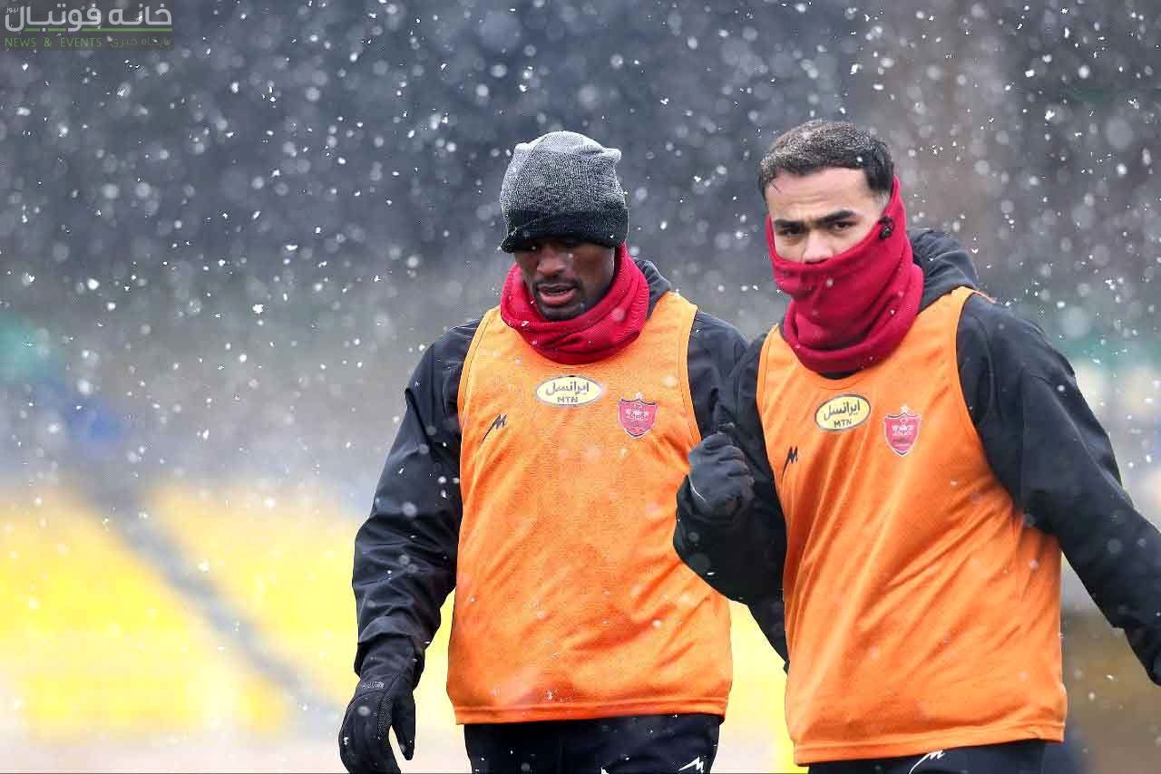 اوستون اورونوف بازگشت