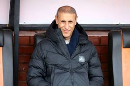 درد سر دوباره جانشینی لوکادیا برای یحیی و آنالیزورها