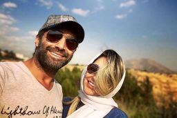 تیپ جدید سمانه پاکدل در کنار جمعی از بازیگران زن 