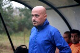 بازیکن و مربی اسبق استقلال نیازمند پیوند کلیه و کمک مالی