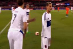 عصبانت بازیکنان فوتبال بعد از تعویض شدن