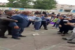 ویدئو تلخ از سیلی خوردن یک معلم از پدر دانش آموز در حیاط مدرسه