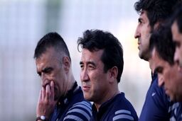 خداداد عزیزی:فاصله تا کانادا زیاد است من اذیت می شوم