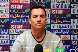 اوسمار:پرسپولیس متعادل فوتبال بازی می کند