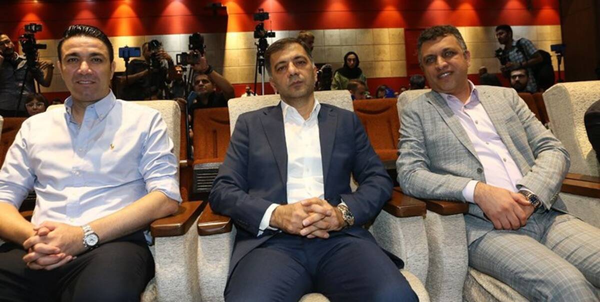 جلسه هیات مدیره استقلال برای بررسی استعفای کریمی