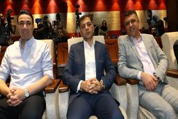 جلسه هیات مدیره استقلال برای بررسی استعفای کریمی