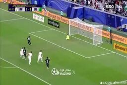 فیلم مهار پنالتی امارات توسط استاد بیرانوند