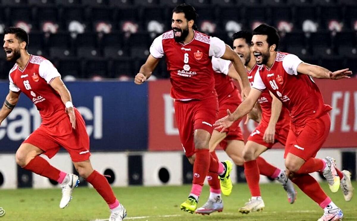 نماینده ایران حریف بایرن‌مونیخ می‌شود؟ / خودنمایی لوگوی پرسپولیس روی پوستر جام‌جهانی باشگاه‌ها
