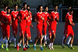 تمرینات تراکتور جدی و پر فشار می شود