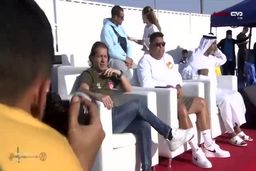 فیلم:رونالدو بیخ گوش ایران آکادمی فوتبال می‌زند