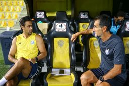 سرمربی ایتالیایی در تمرینات استقلال