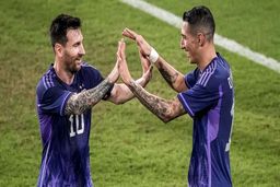 عربستان لواندوفسکی را در جام نگه داشت