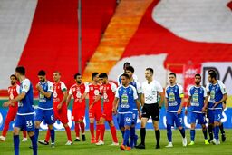 جنگ سوم بین پرسپولیس و استقلال آغاز شد!