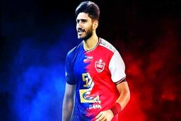 پشت پرده حضور مدافع پیشین استقلال در باشگاه پرسپولیس

