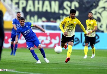 شکست استقلال مقابل سپاهان