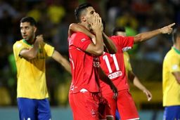 فحاشی و هتاکی آبادانی ها به بازیکنان پرسپولیس!
