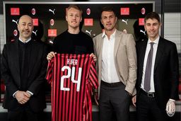 زلاتان و کیائر در میلان به هم رسیدند! + عکس

